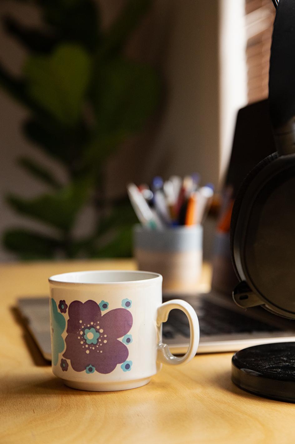 Coffee cup representing the important coffee culture at Kanwerk